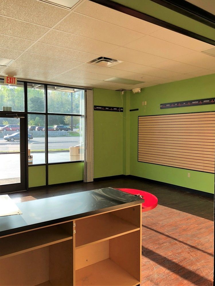 Clinton Highway Shops: 6631 Clinton Highway, Knoxville, TN 37912